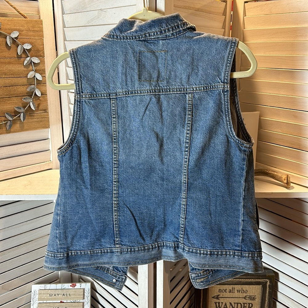 Mossimo Denim Vest - Picture 5 of 8